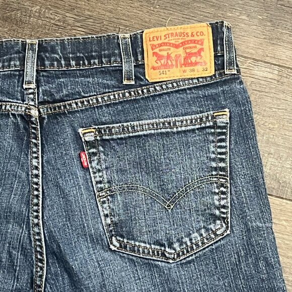 LEVI'S 541 Blue Jeans Pants Denim ((W38 L32)) - Picture 3 of 8